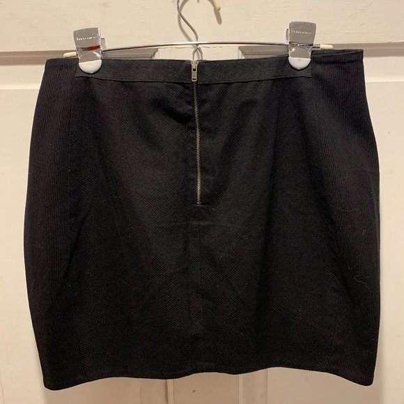 Helmut Lang~ Black Mini Skirt - Picture 5 of 9